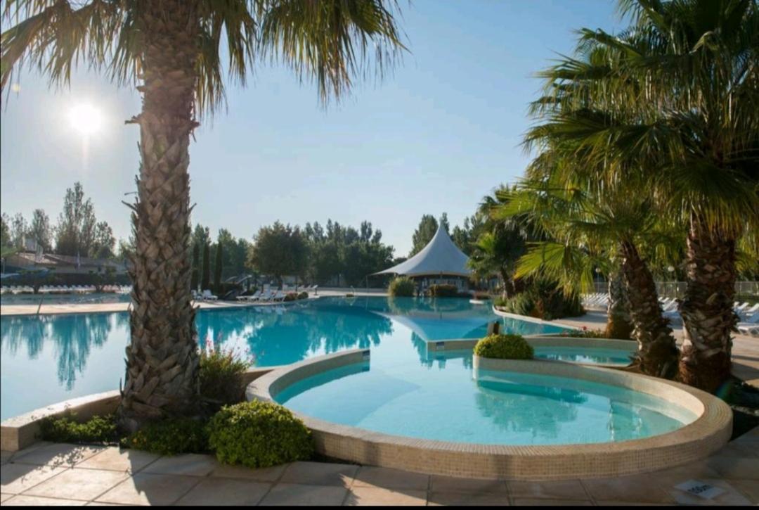 La Carabasse / Mazet 69 Hotel วีอัส ภายนอก รูปภาพ